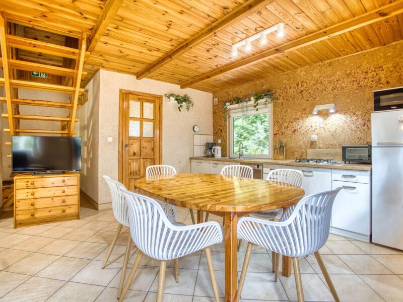 dom przy lesie jerutki img (2)