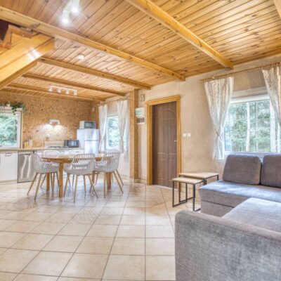 dom przy lesie jerutki img (4)