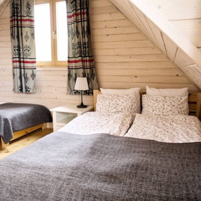 Domki Widokówka 13 Domki Widokowka szarotka modrzew img 6