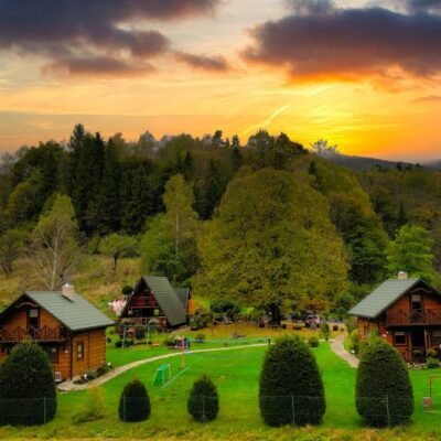 domki pod lipa 2025img (2)