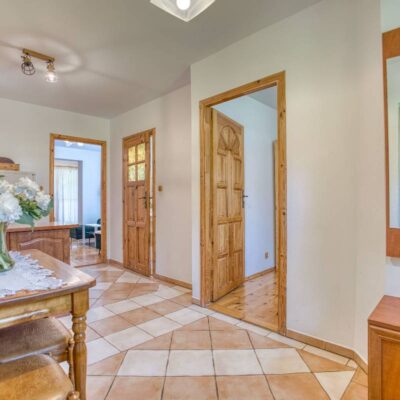 gosciniec pod malym krolem 2025 img (3)