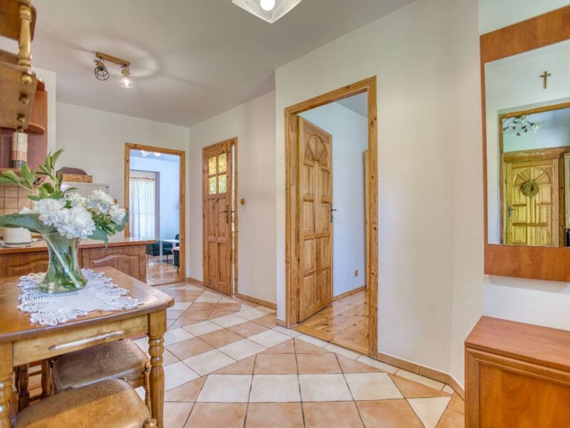 gosciniec pod malym krolem 2025 img (3)