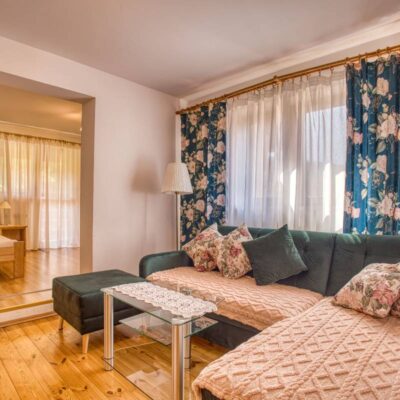 gosciniec pod malym krolem 2025 img (7)