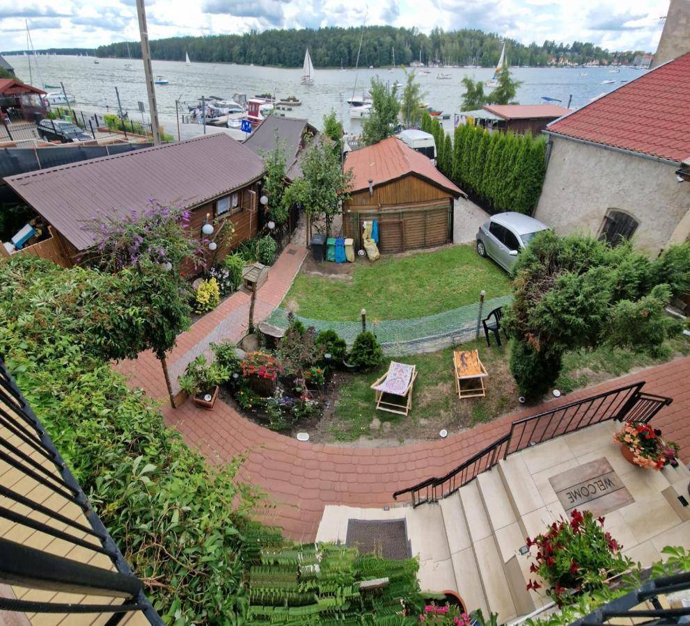 Domki i Pokoje nad Jeziorem u Renaty