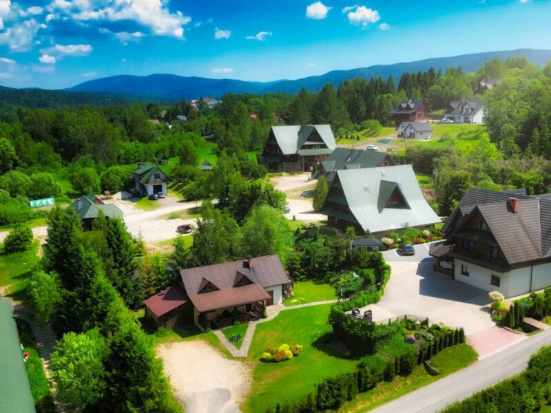 duza chata mala chatka smerek 3 2025 img (1)