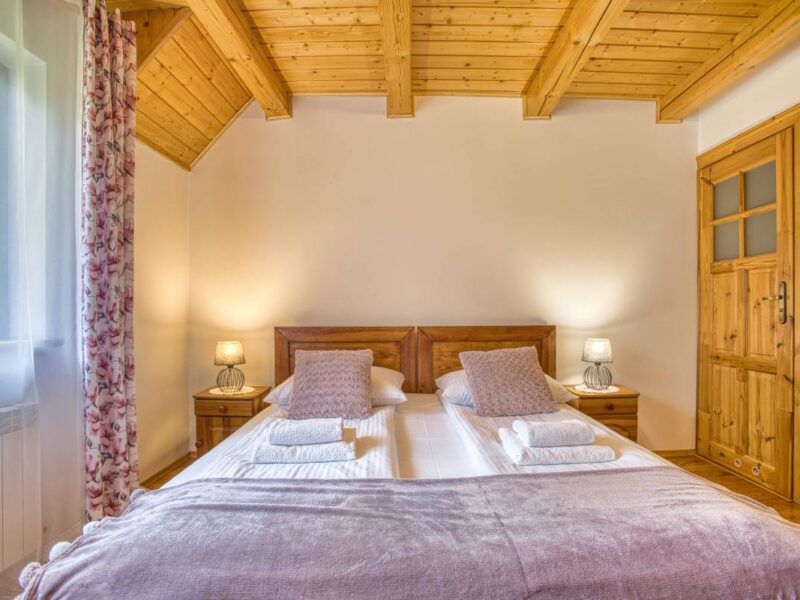 duza chata mala chatka smerek 3 2025 img (13)