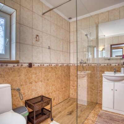 duza chata mala chatka smerek 3 2025 img (5)