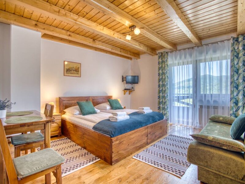 duza chata mala chatka smerek 3 2025 img (6)