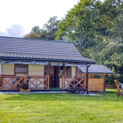 domek w zielonej dolinie img (1)