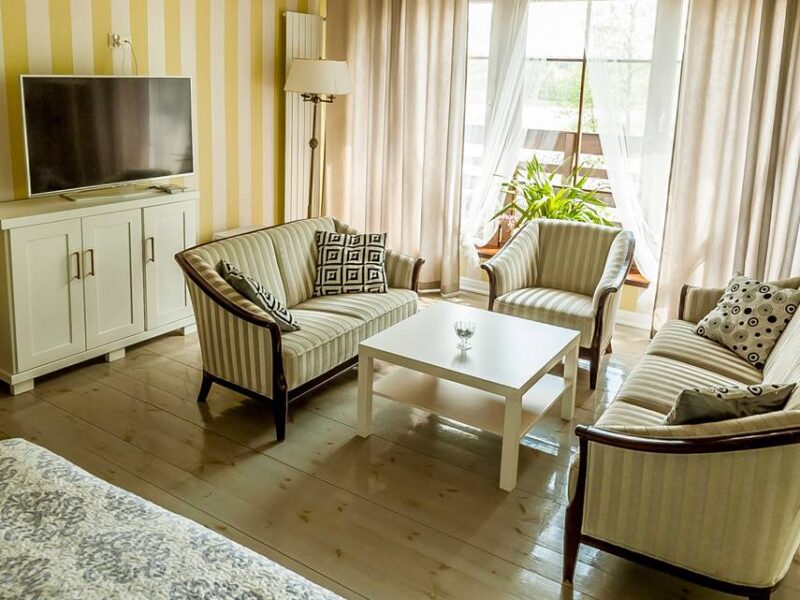 Dom Wiejska 39A img (10)